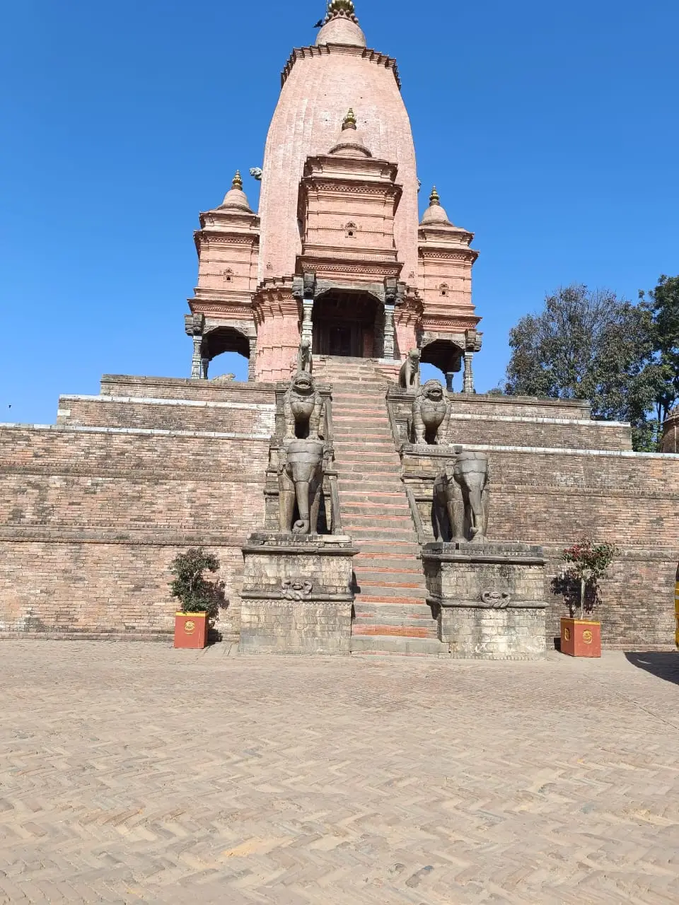 Bhaktapur & Changu Narayan